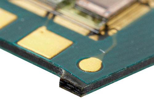 PCB激光切割薄線路板.jpg
